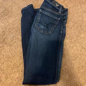 american eagle regular jeans.